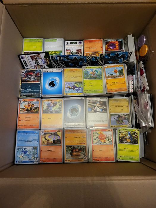 Pokémon karty oryginalne 400 sztuk plus gratisy