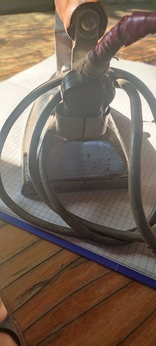 Продам Утюг 1953 года рабочий СССР