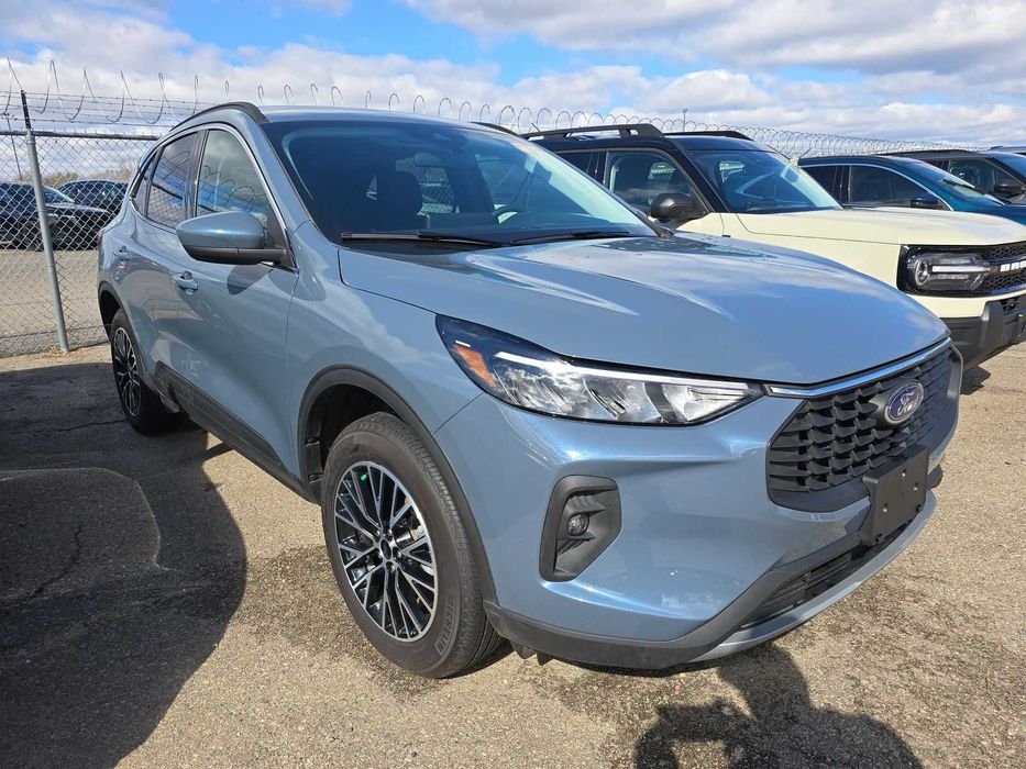 2025 Ford Escape Plug-In Hybrid PHEV