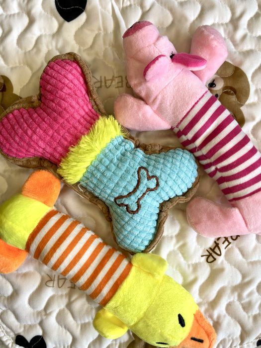 Іграшки для собак