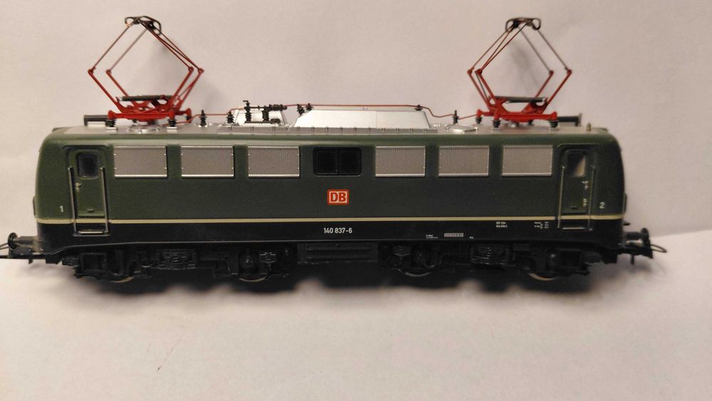 elektrowóz BR140 skala H0