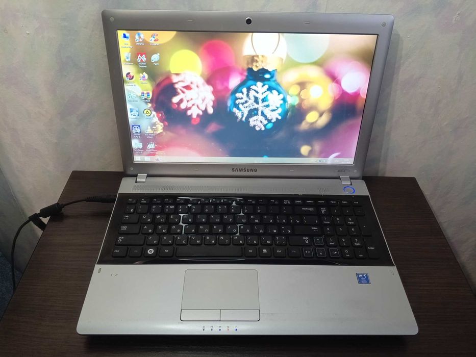 15.6”,AMD E-450,5GBDDR3,500HDD,HD7450M,ноутбук SAMSUNG RV513
