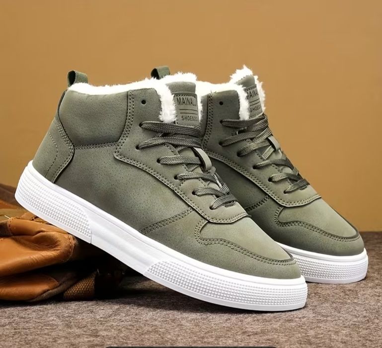 Кросівкі для міста всі розміри