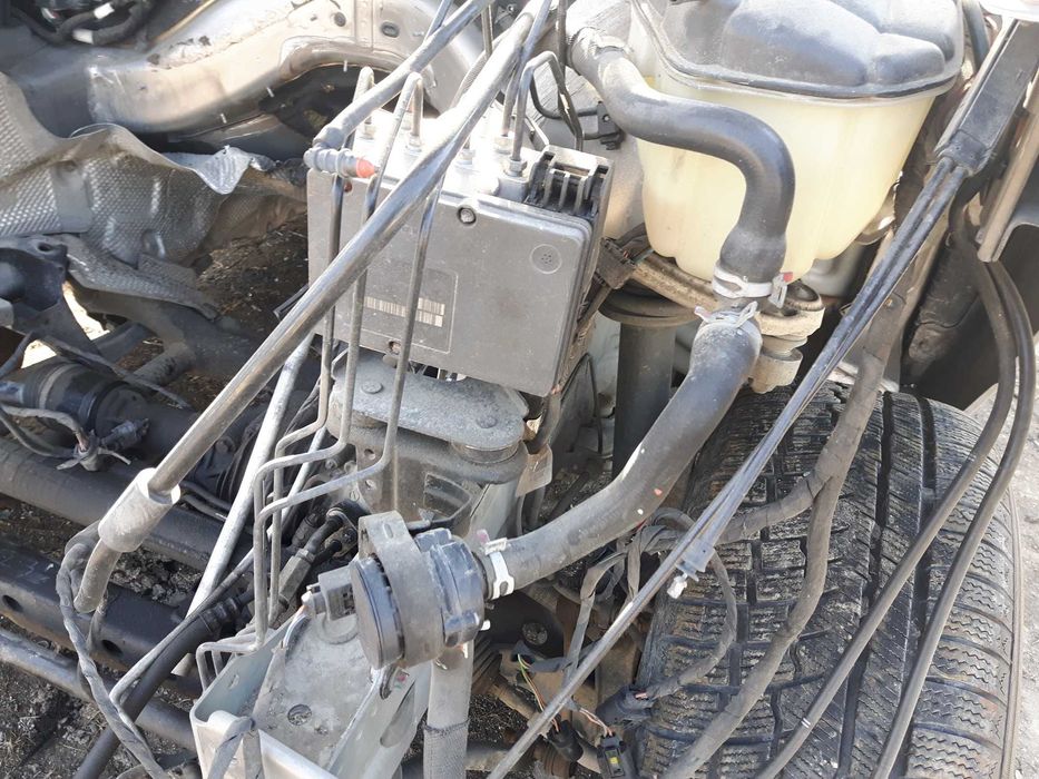 Mercedes  ML W 164 3,0 CDI 05r Felgi  18 cali ,drzwi , maska i inne