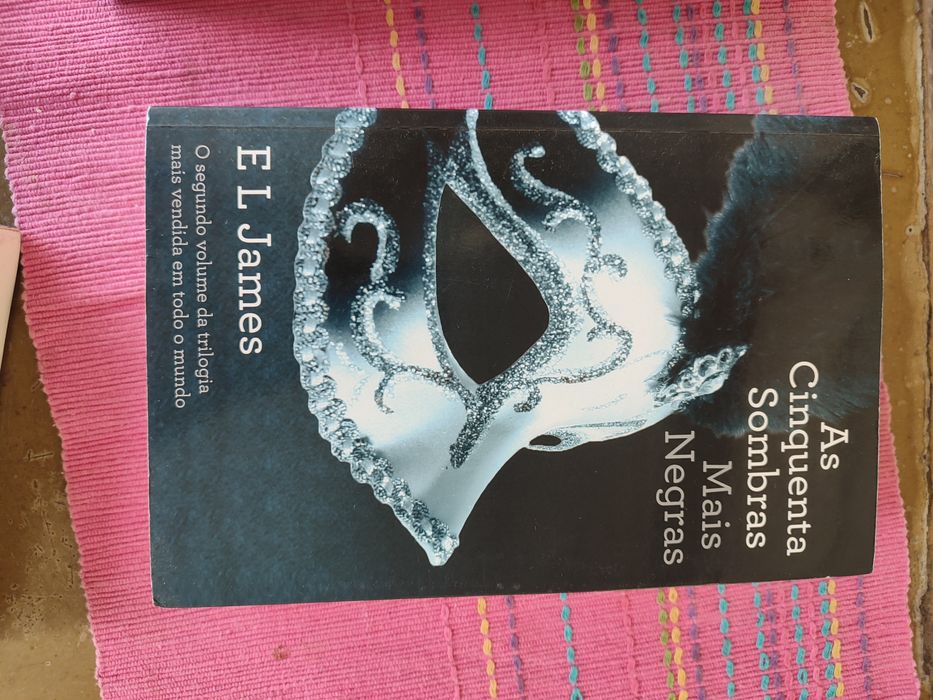 Livros as cinquenta sombras de grey
