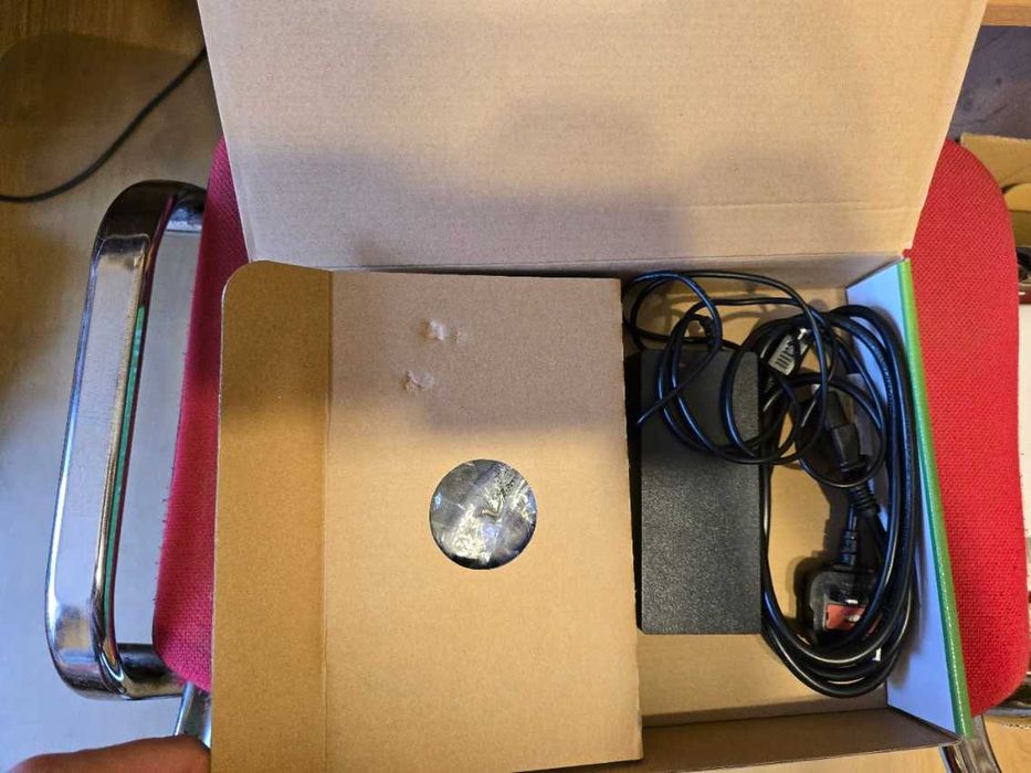 Cisco SF110D-08HP 8-Port 10/100 PoE Desktop Switch