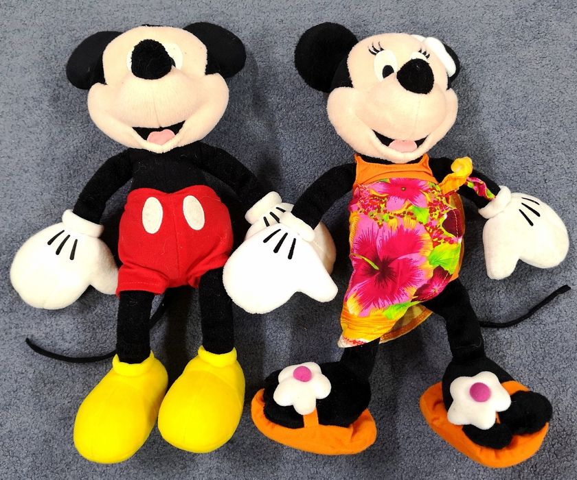Disney - Mickey & Minnie (peluches) // Chicken Little / Clube Pinguim (figuras / bonecos)