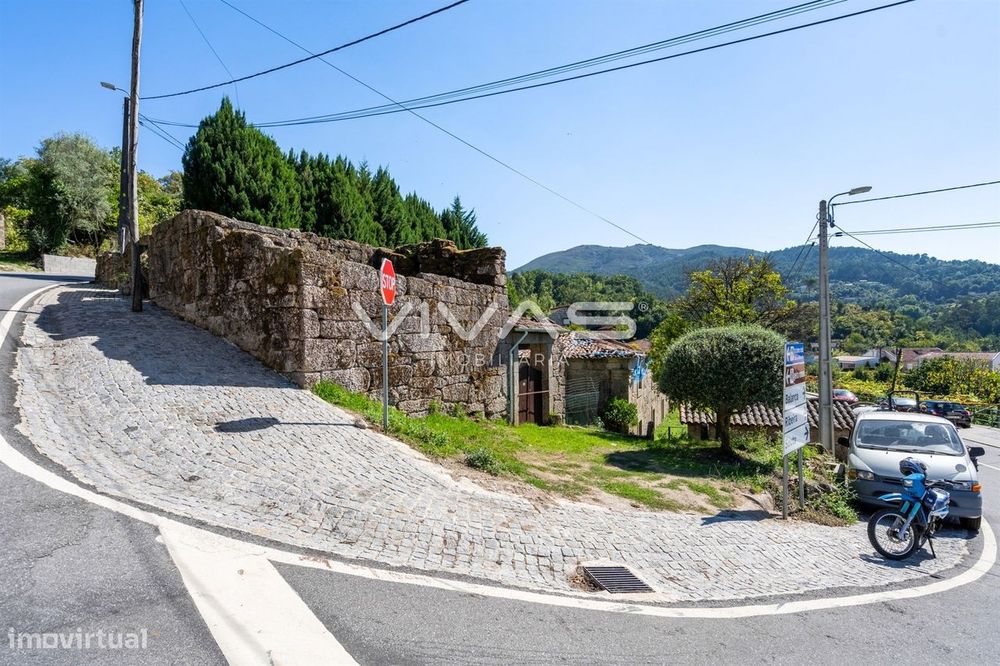 Moradia para Restaurar T0 Venda em Chorense e Monte,Terras de Bouro