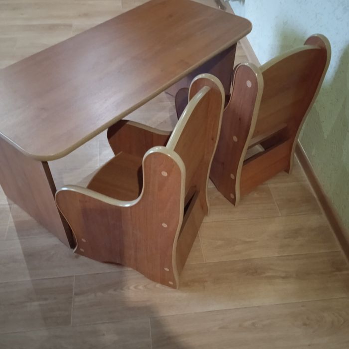 Детский стол и стул . Новый .