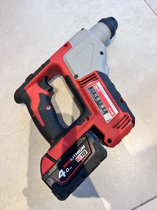 Mlotowiertarka Milwaukee M18BH
