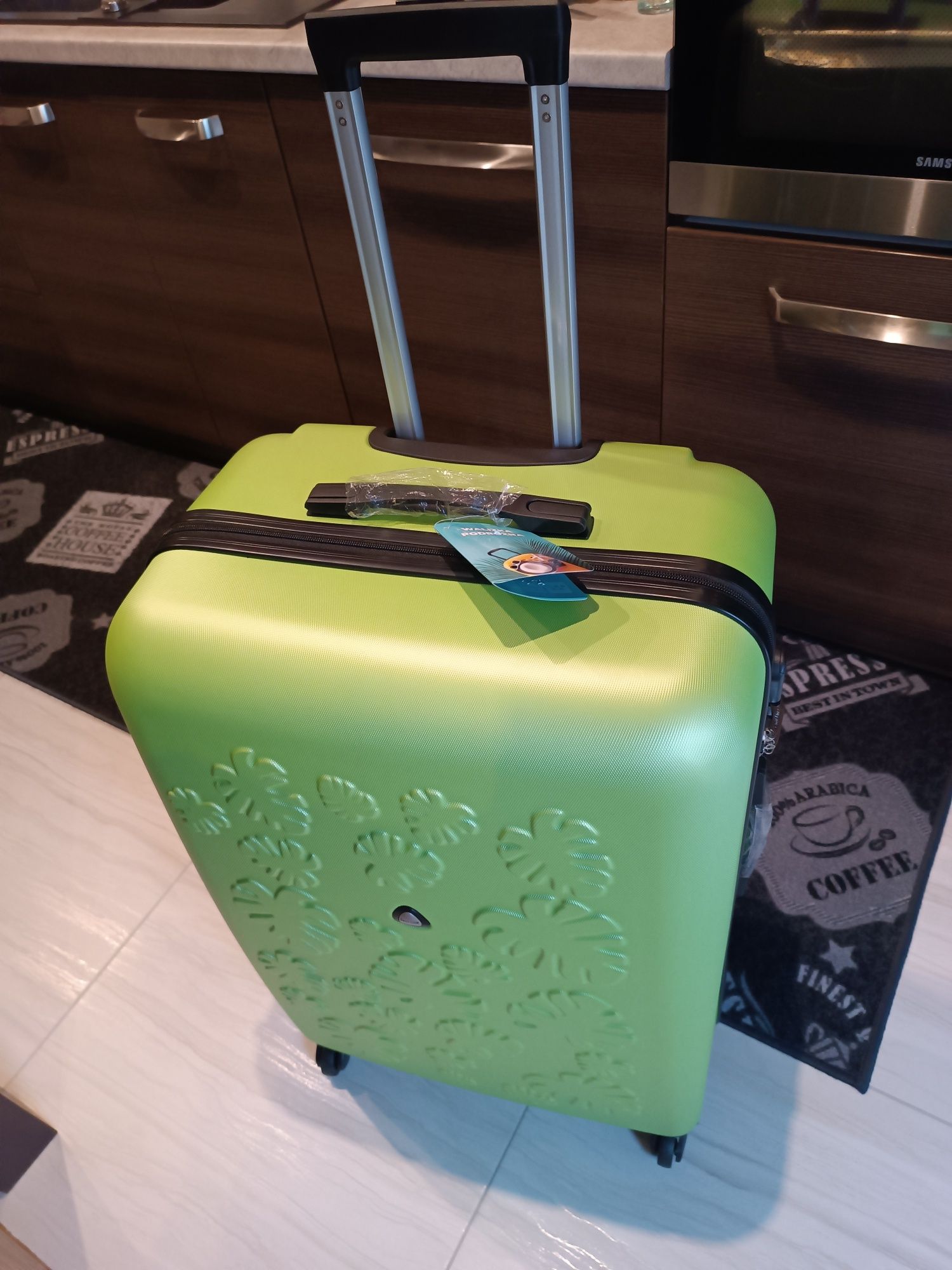 Duża twarda walizka podróżna Semi Line NOWA zielona limonkowa piękna  Białystok Jaroszówka • OLX.pl
