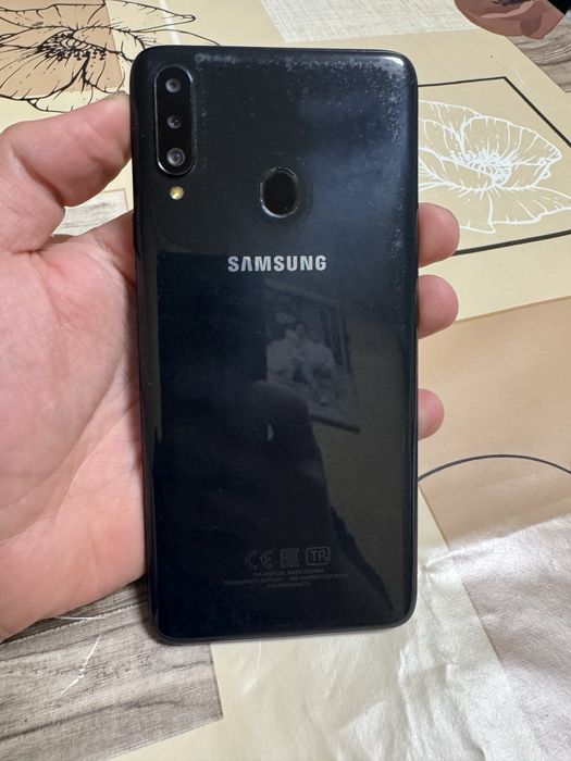 Продам Samsung A20s