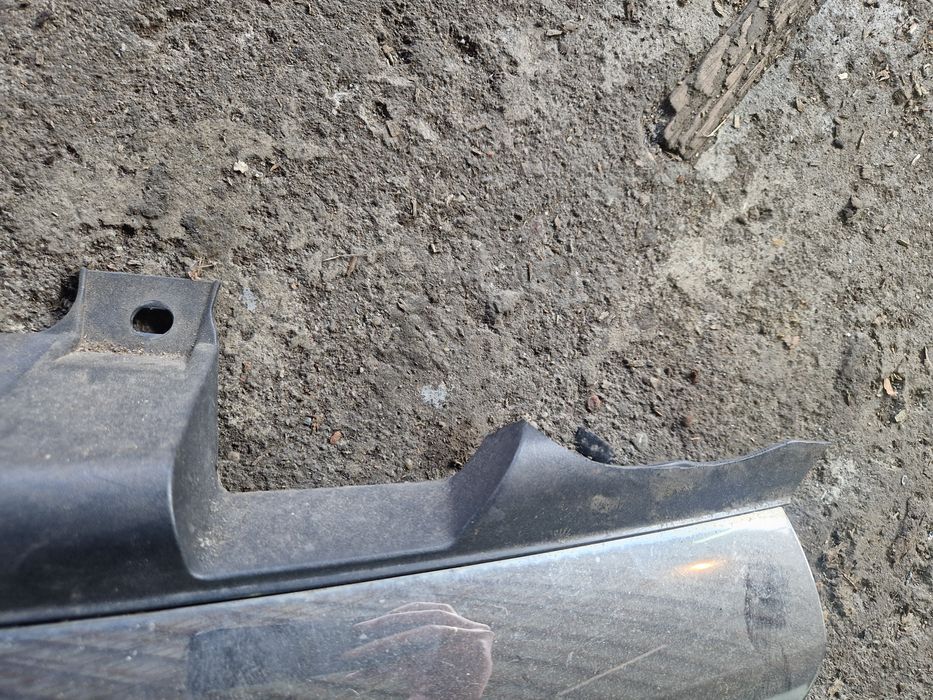 Grill Atrapa Zafira B uszkodzony