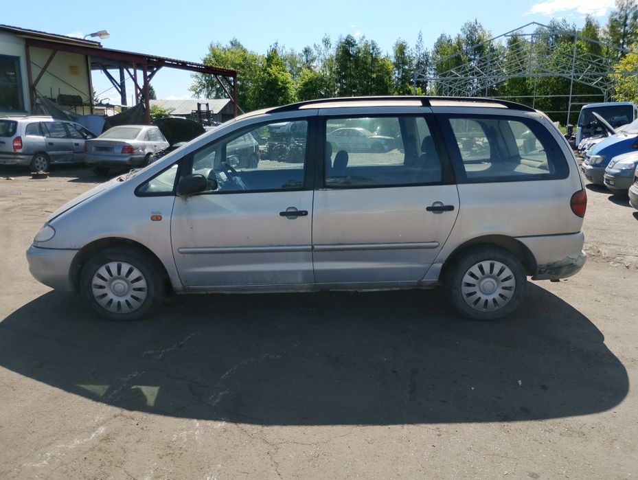 VW Sharan 1997r.2.0 Pb - na części.