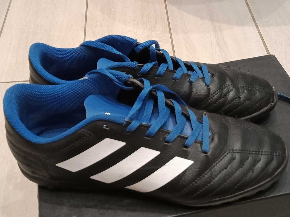 Buty Adidas typu szutrówki 37 1/3