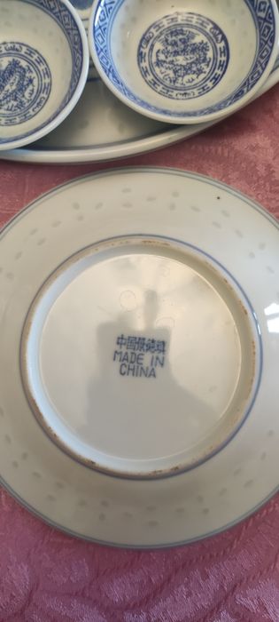 Zestaw do herbaty z chińskiej porcelany, talerzyki deserowe