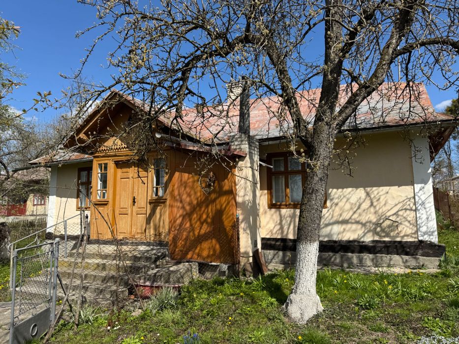 Будинок + 16,5 сотих | центр села | 5 хв. до Буська