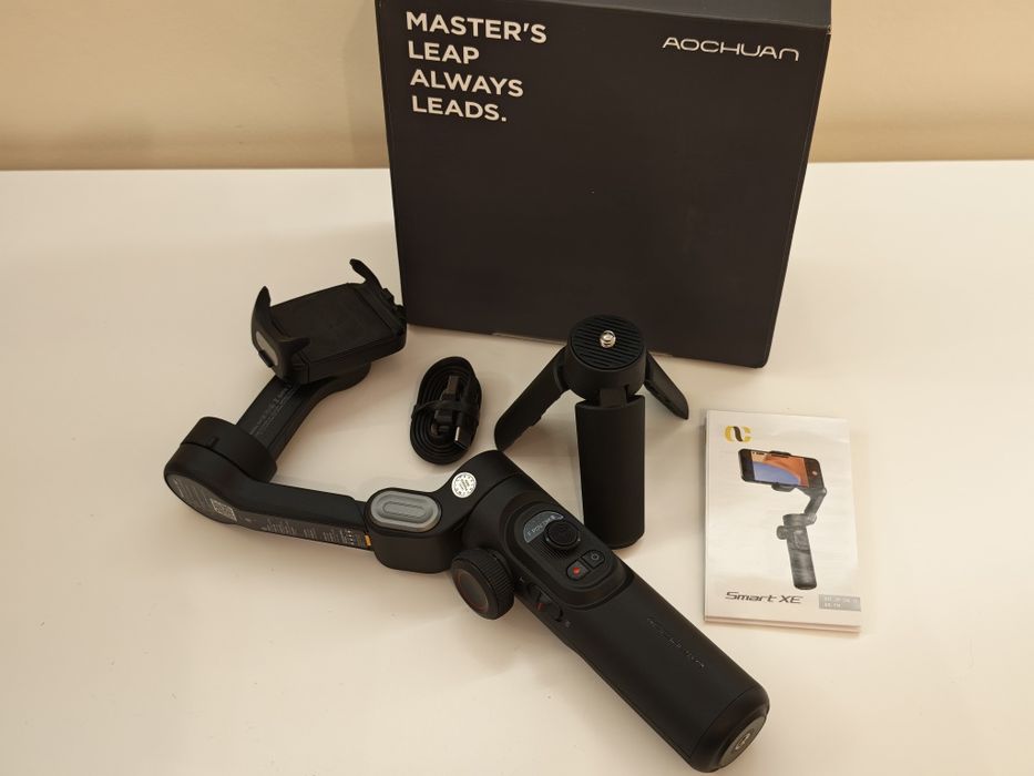 Gimbal Aochuan SmartXE 3-osiowy stabilizator do smartfona - jak nowy!