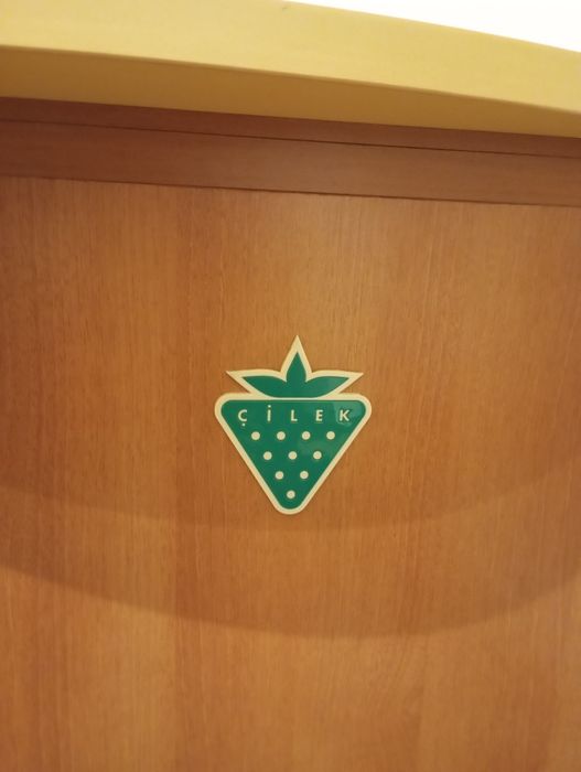 Secretária de madeira