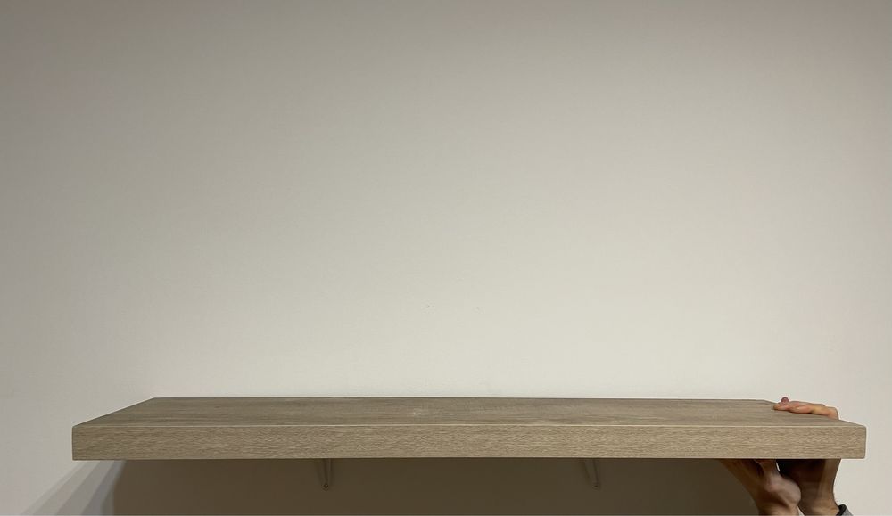 Prateleiras (arrumação/decoração)