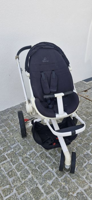 Carrinho de bebé Quinny