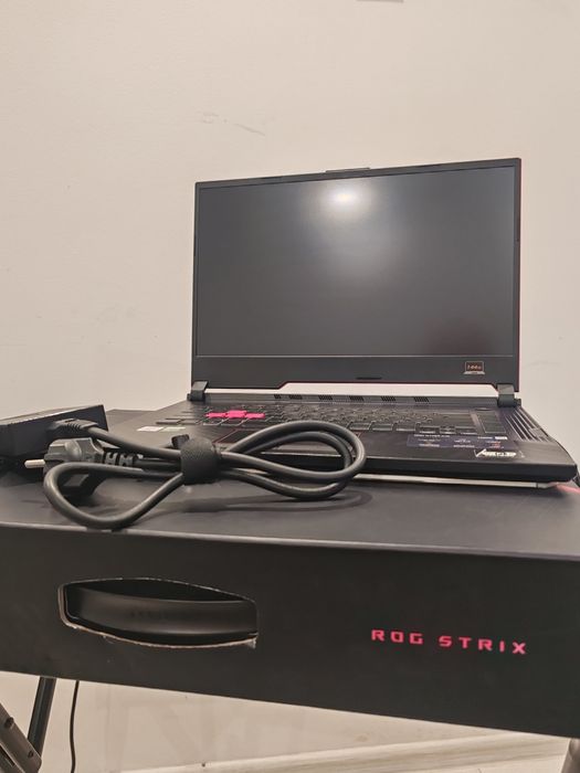 Ігровий ноутбук Asus Rog Strix G15