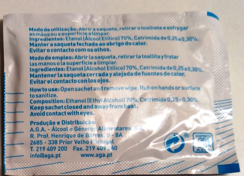 Fato macaco descartavel em polipropileno com capuz, toalhetes alcool