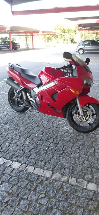 Honda vfr 800 fi
