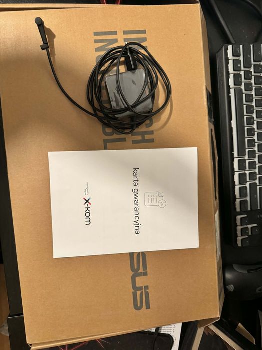 Laptop ASUS VivoBook X515EA / i5 / 16GB RAM / 1TB SSD