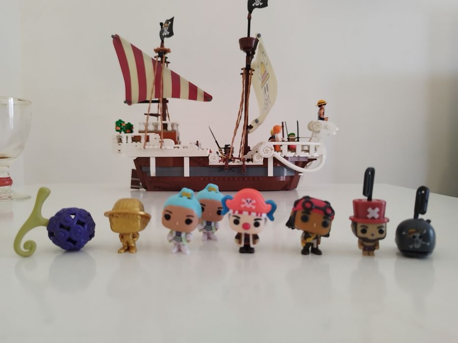 One Piece Kinder Joy