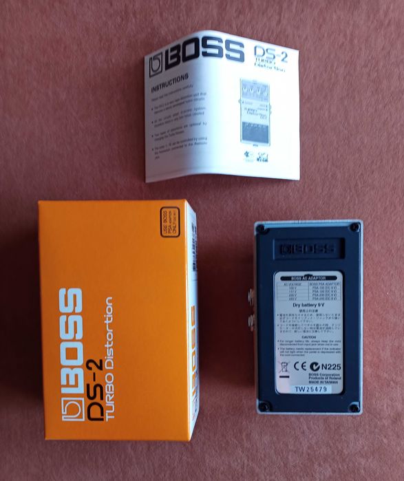 【最終値下げ】BOSS DS-2 TURBO Distortion　※箱付き BOSS DS-2 TURBO Distortion ターボディストーション