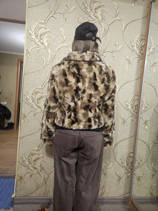 Полушубок штучний,М/L