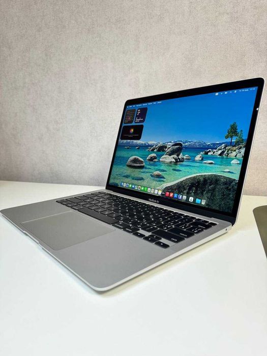 MacBook Air M1 2020 8/256 MGN93 Silver