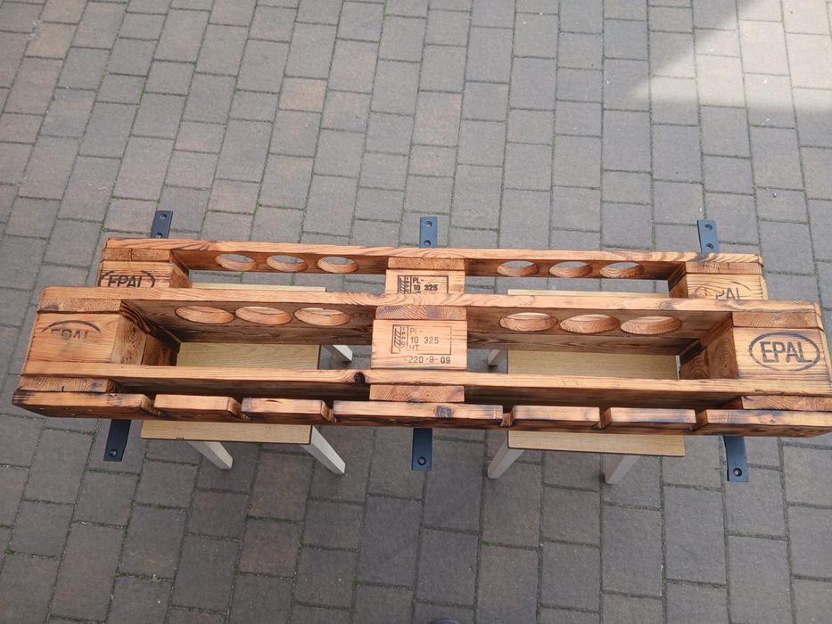 Barek  z paletów