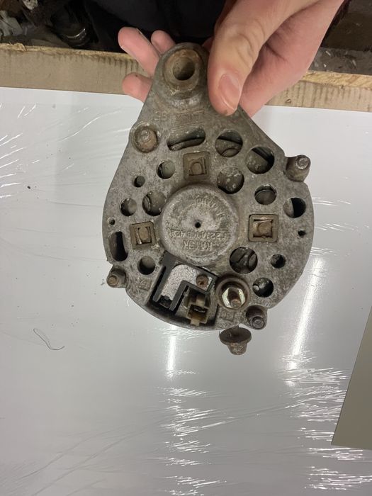 Генератор ВАЗ-2105 14в, 42а