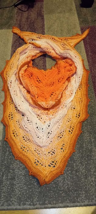 Chusta Kalinda 135x62 ręcznie robiona szydełko