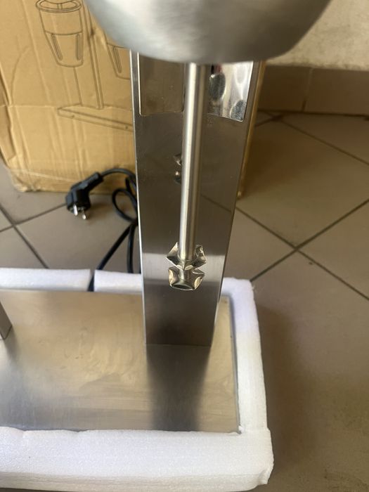 Міксер для молочних коктейлів подвійний ggm Gastro Німеччина