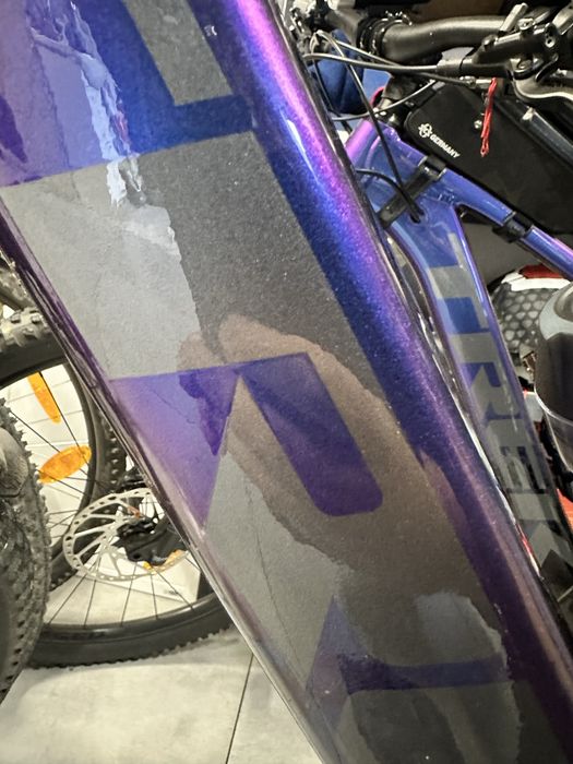 Trek marlin 8+ rower elektryczny bosch rock shox deore rama XL