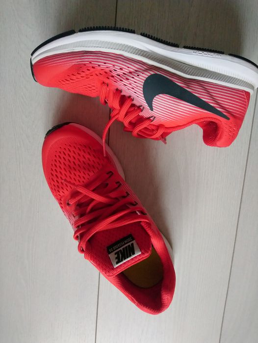 Кросівки Nike zoom pega sus 37,5 розмір