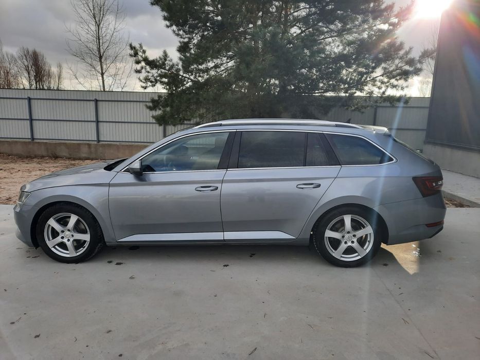 Продам Skoda Superb 2016 року