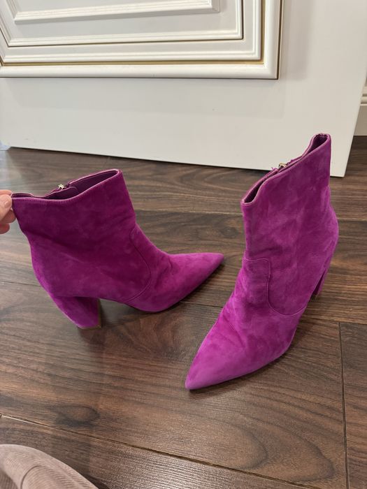 Взуття з натуралтрого замшу