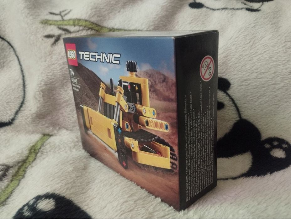 Конструктор LEGO Technic Сверхмощный бульдозер (42163)
