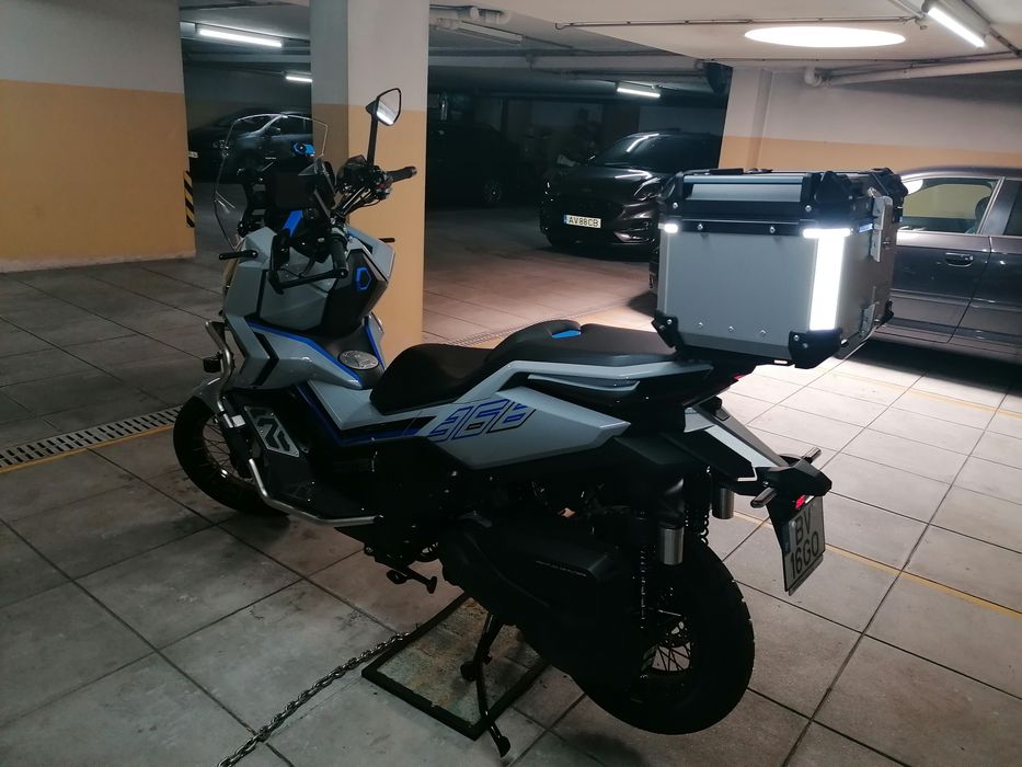 Moto Zontes 368G