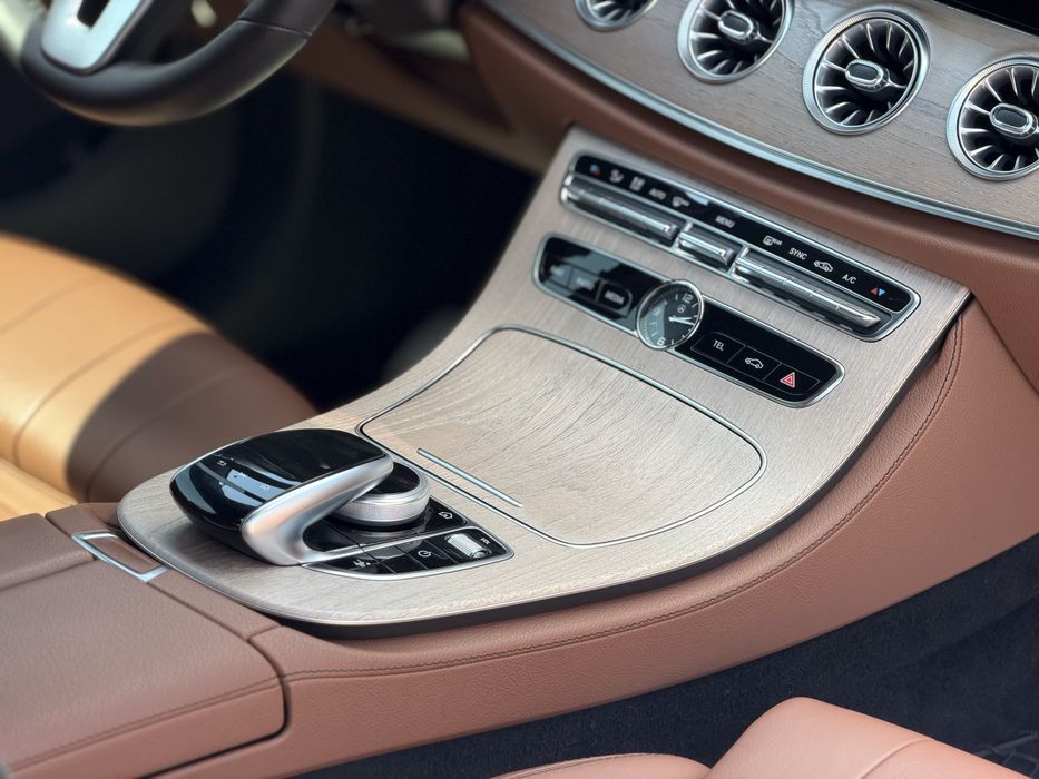 Mercedes-Benz E-Class 2019 220d G-tronic C238 Європа Не Фарбована Купе-хардтоп