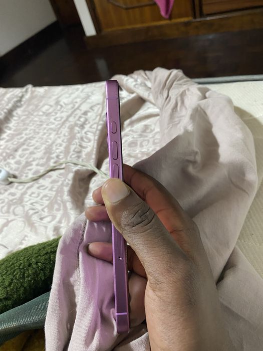 Para quem quero um telefone usado, boas condições entra em contacto