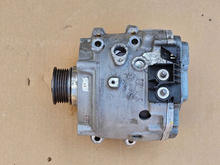 Audi Alternator Rozrusznik 4n0903028R