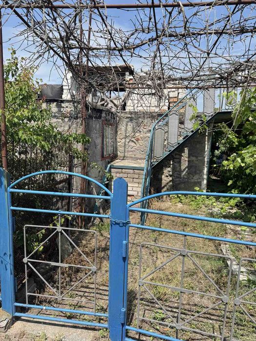 Продам дачу дві ділянки