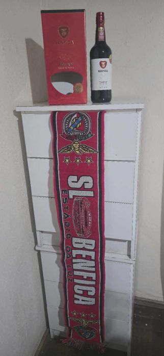 Lote de Garrafas do Benfica