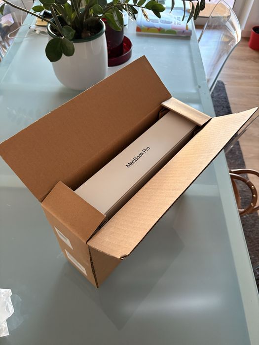 MacBook Pro 13" (2017) Core i5 2.3GHz – Muito Bem Cuidado (C/ Caixa)