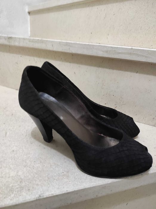 Sapato em pele preto 38 fabrico nacional